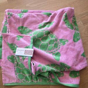 Tommy Bahama Beach Towel-NWT